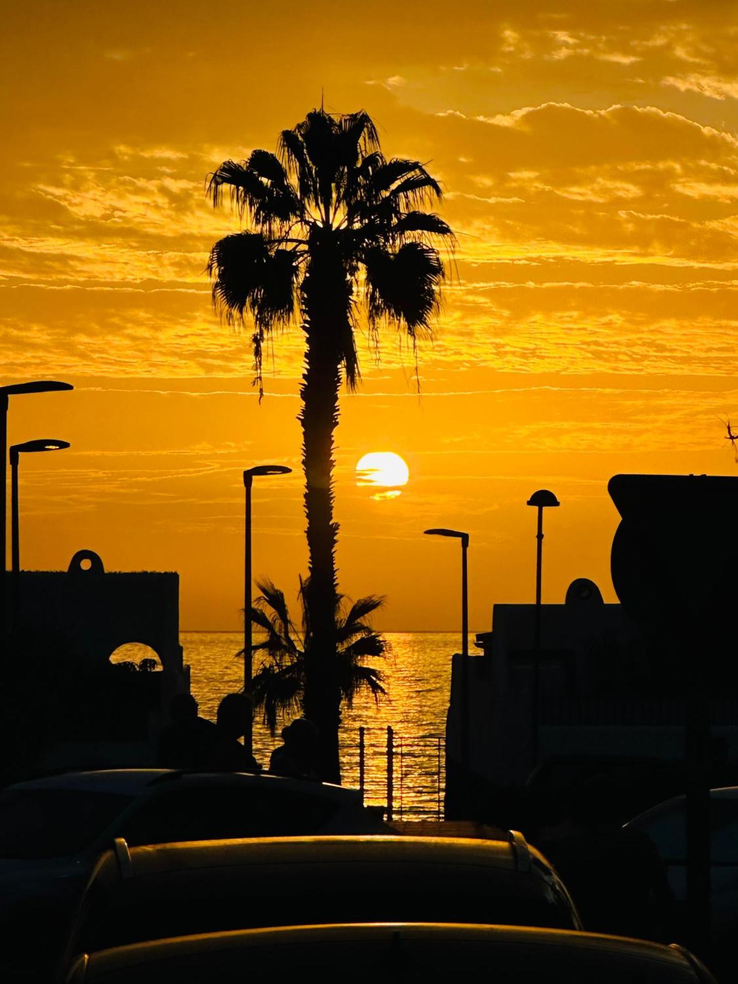 Apartamento Brisas Del Sur - Oasis Tenerife Sur Playa de San Juan  Kültér fotó